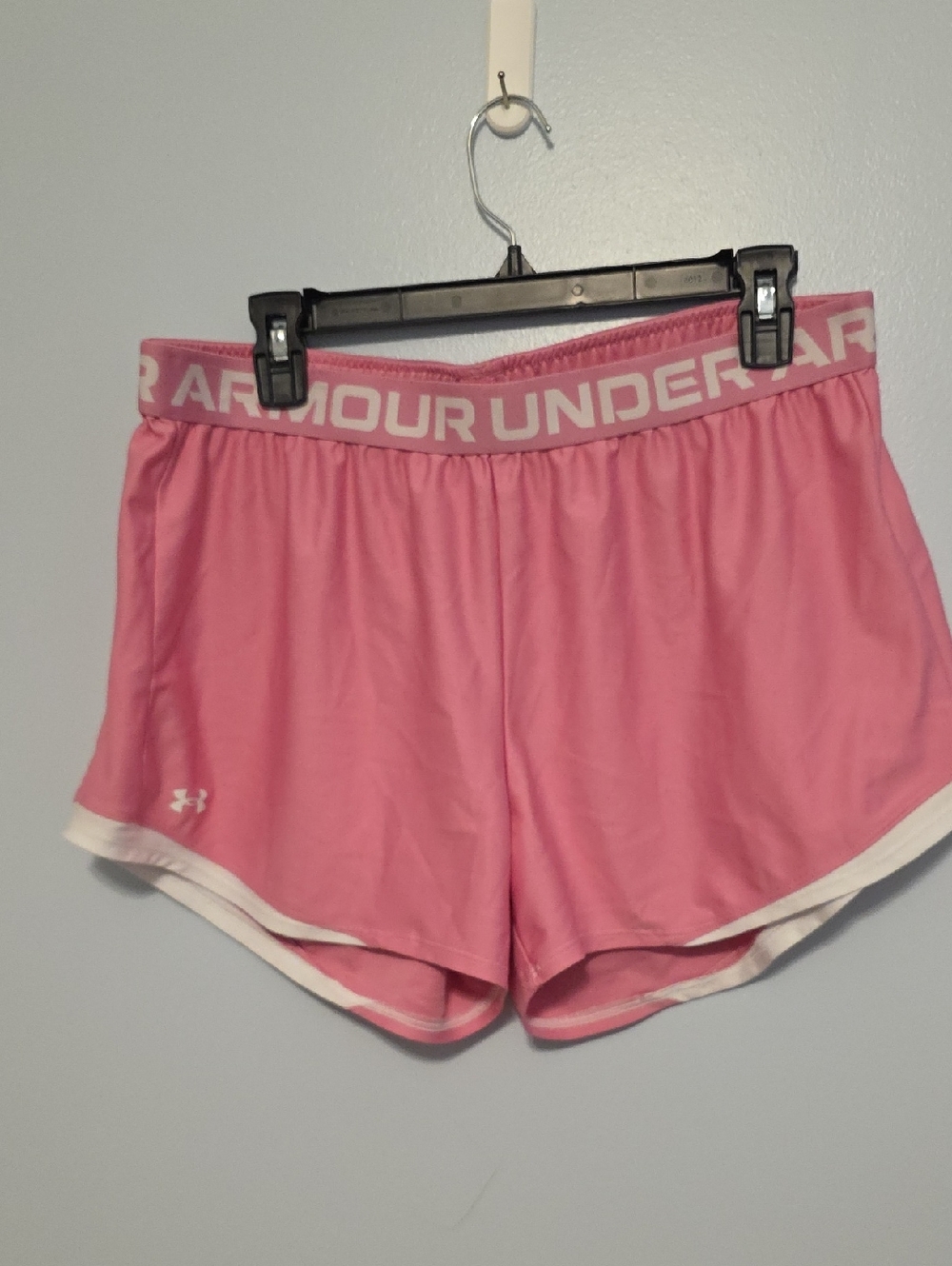 Under Armour Women Shorts XL